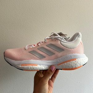 Solar glide 5 adidas shoes. Never used